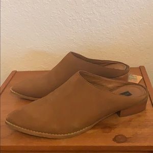 Steven by Steve Madden brown flats